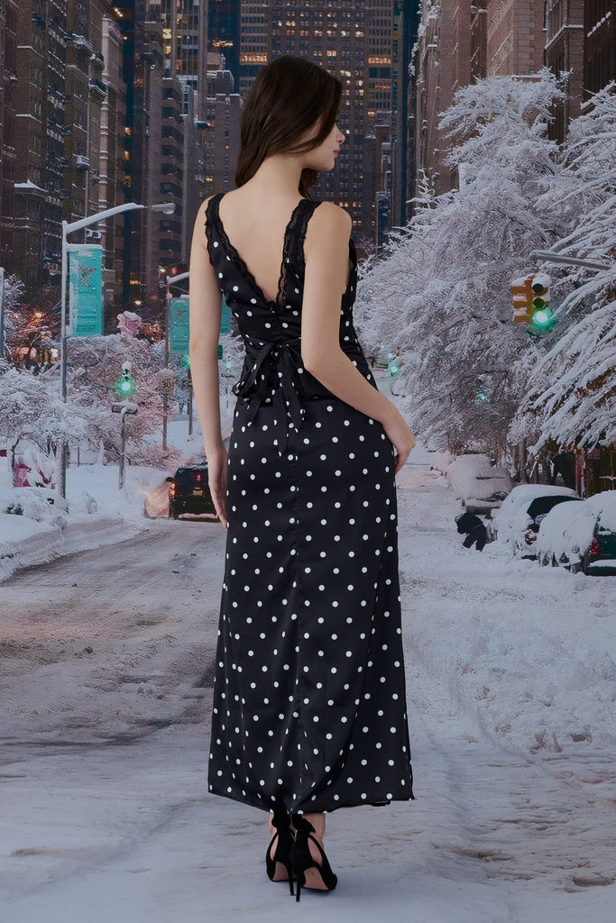 Besties Trip maxi dress in Polka dots in Black/Blue