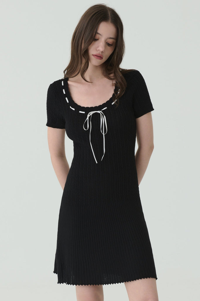 Sweet bow-strap knit mini dress in black