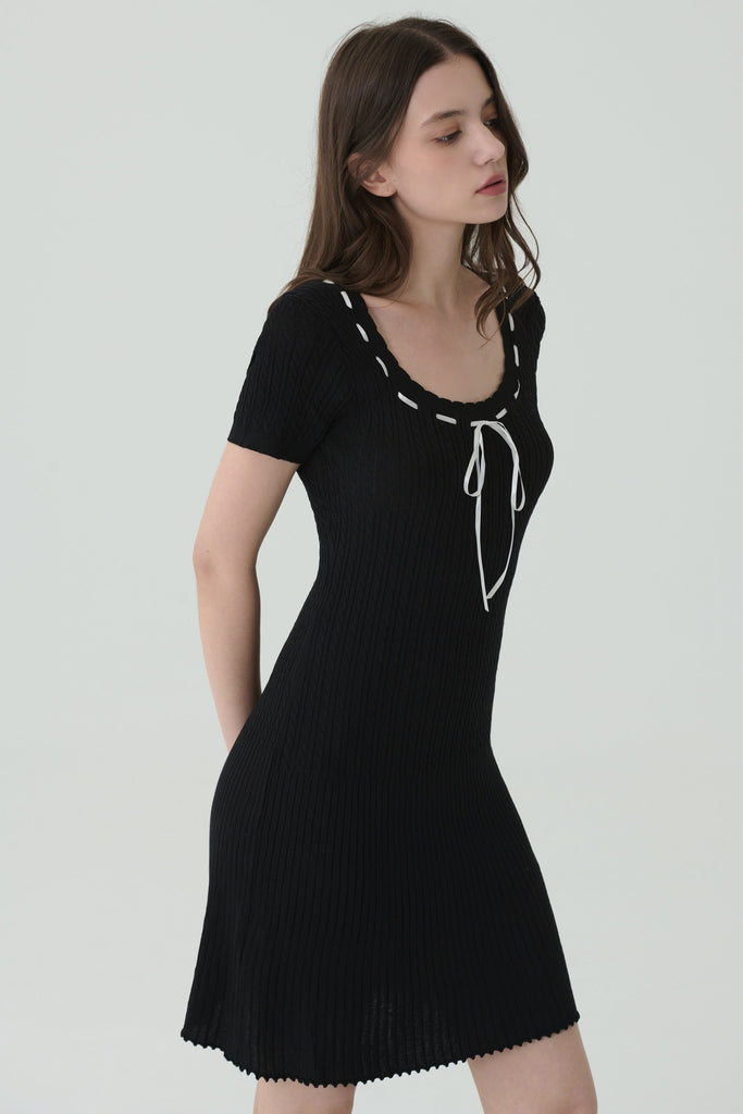 Sweet bow-strap knit mini dress in black