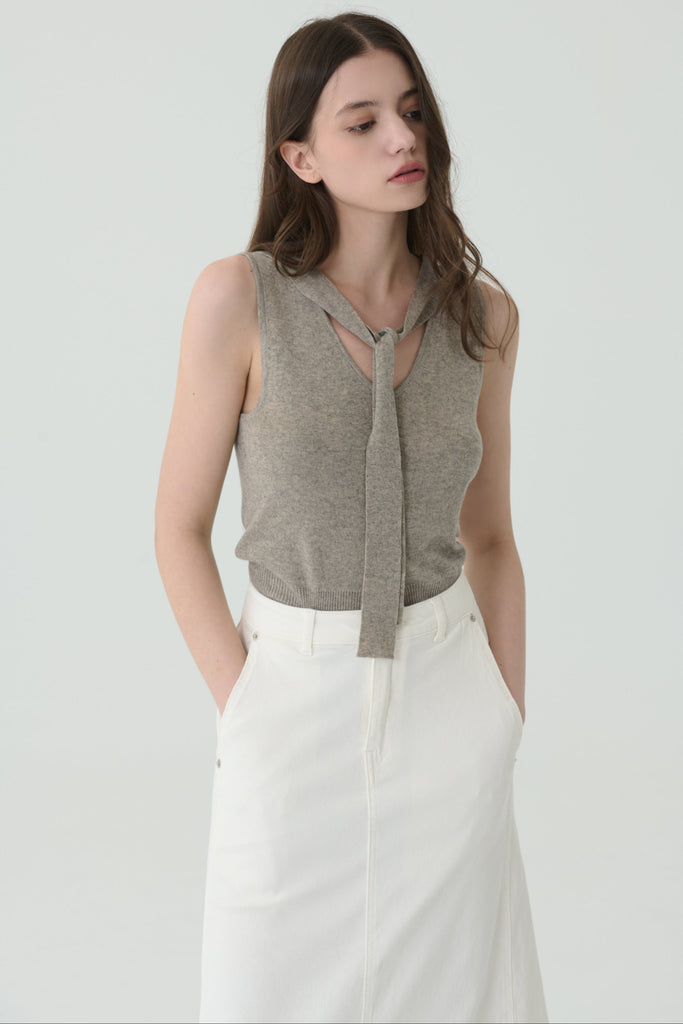 Tie me softly knit tank in grey