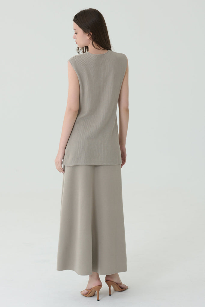 Minimal slit skirt grey