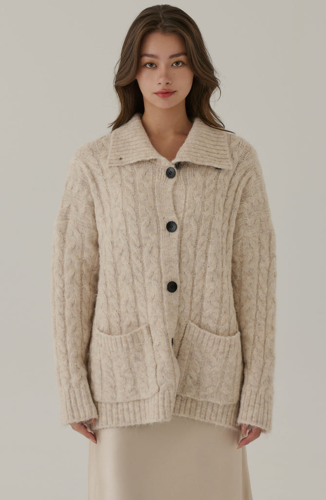 Favorite season kint cardigan