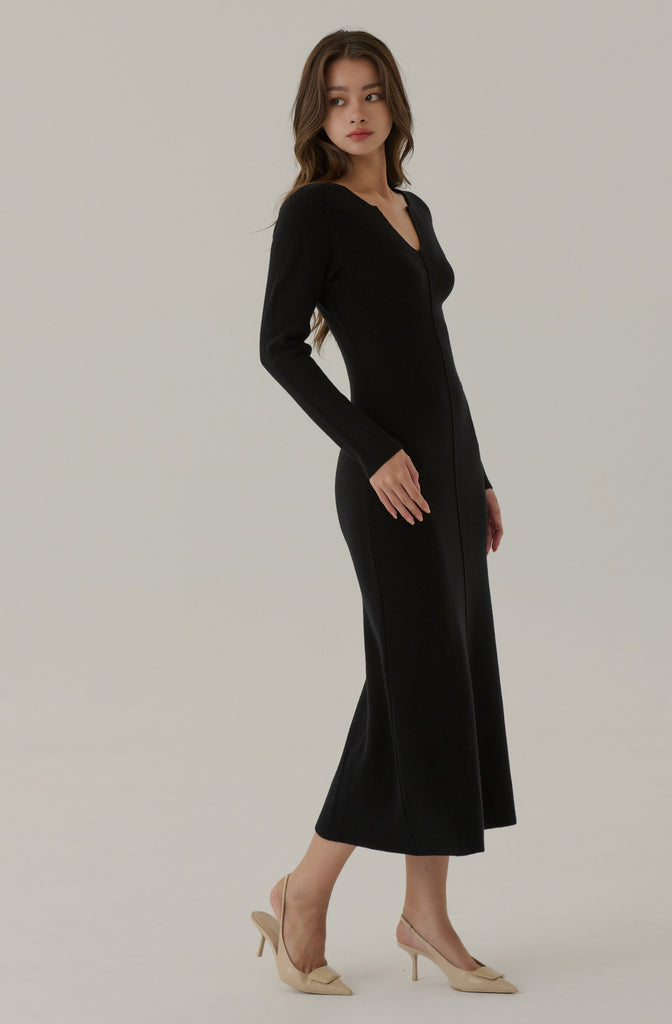 Feeling confident V neck knit dress in black