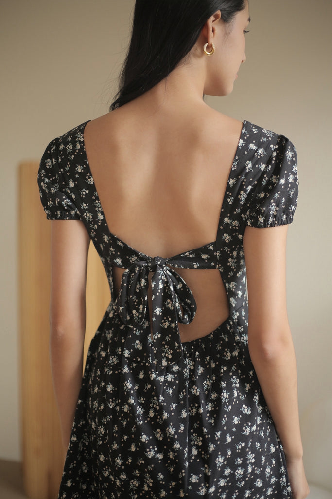Under the Tuscan Sun dress in black Floral