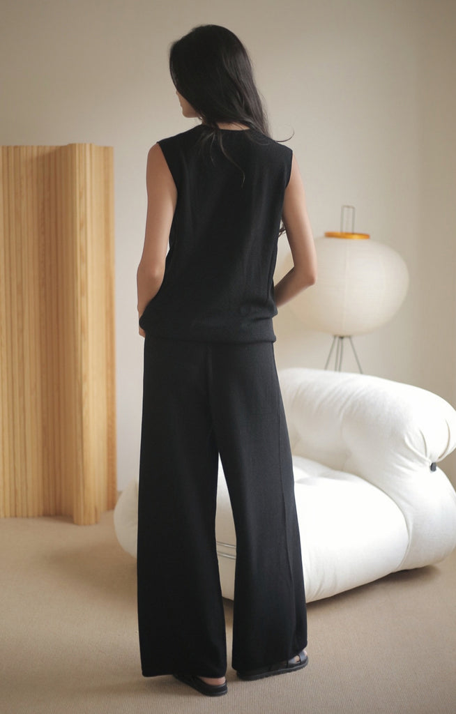 Gemma soft knit wide-leg pants in black