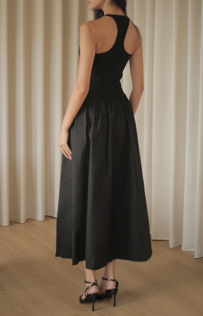 Love me more elastic dress in black