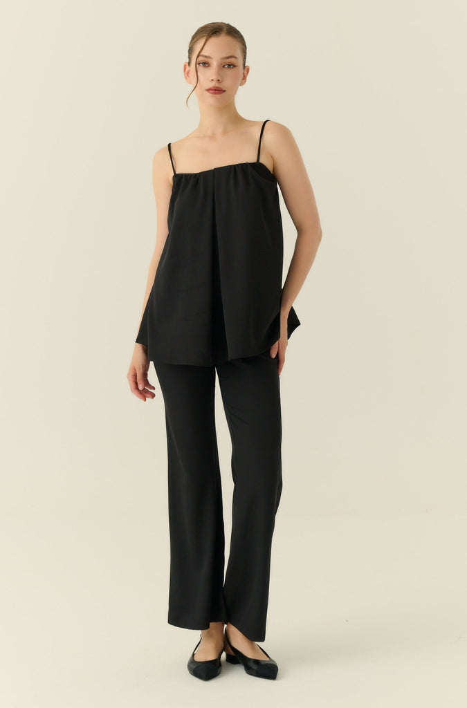 The parisian minimalist chiffon set