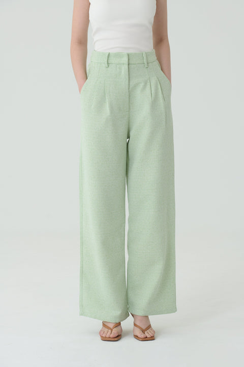 Mint cream clould pant in green