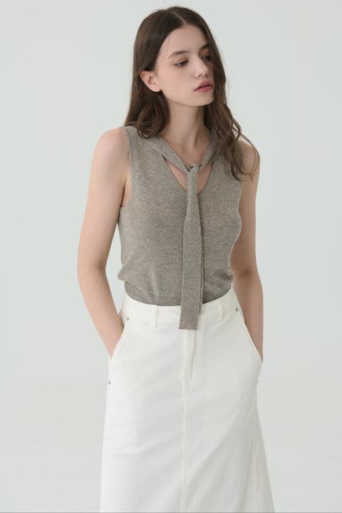 Tie me softly knit tank in grey