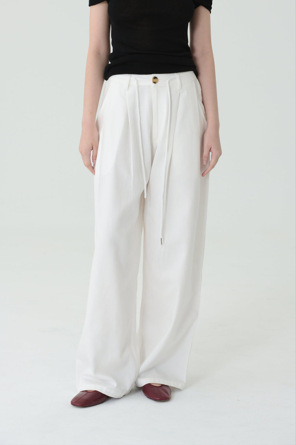 Stylish Lightweight White Jeans