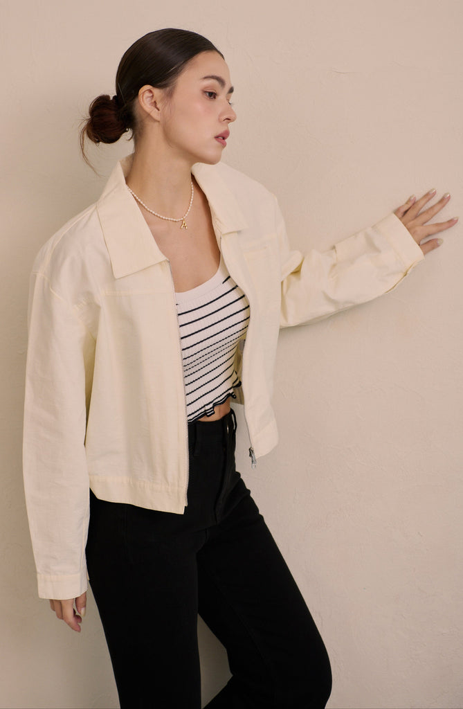 ZIP Minimal jacket in beige