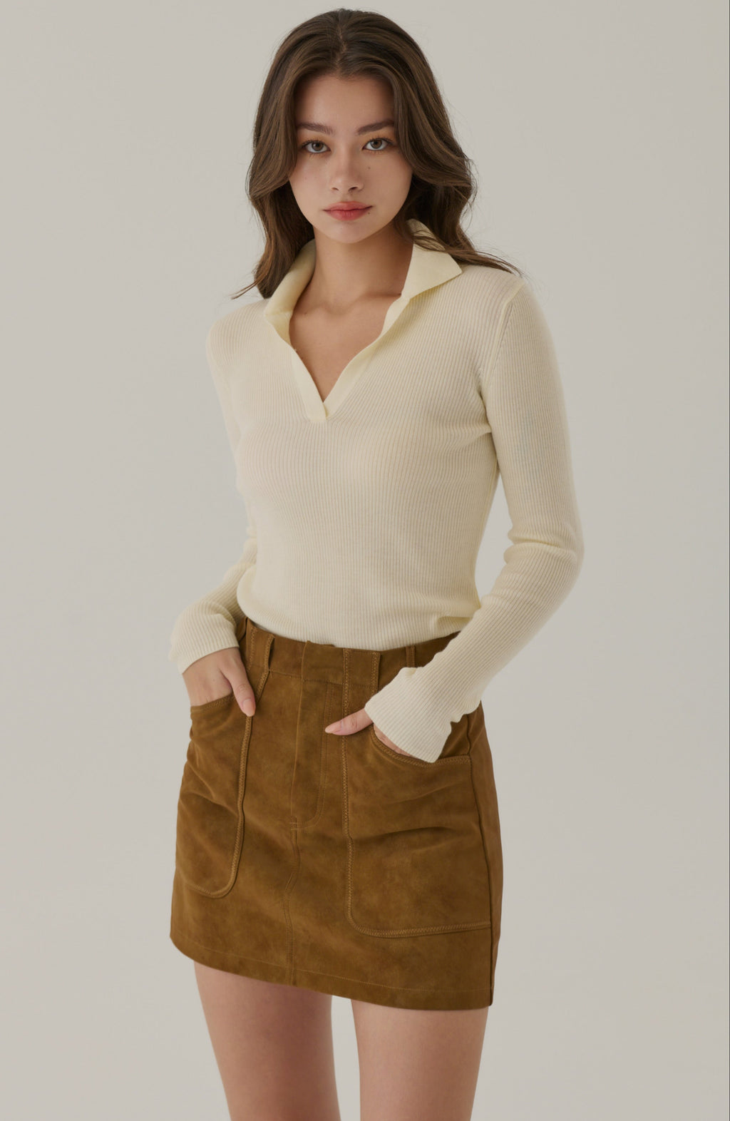 Join the meeting V neck knit top in beige