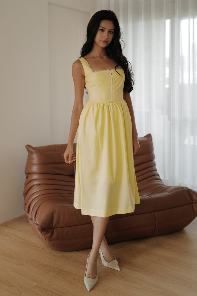 Sherri corset dress in yellow/white