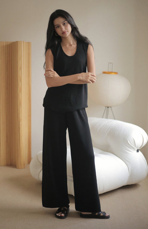 Gemma soft knit wide-leg pants in black